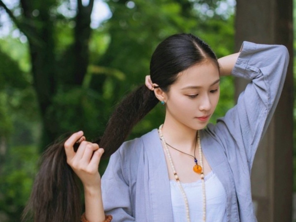 雷电云如何多开传奇手游？(传奇私服手游哪个职业厉害？)
