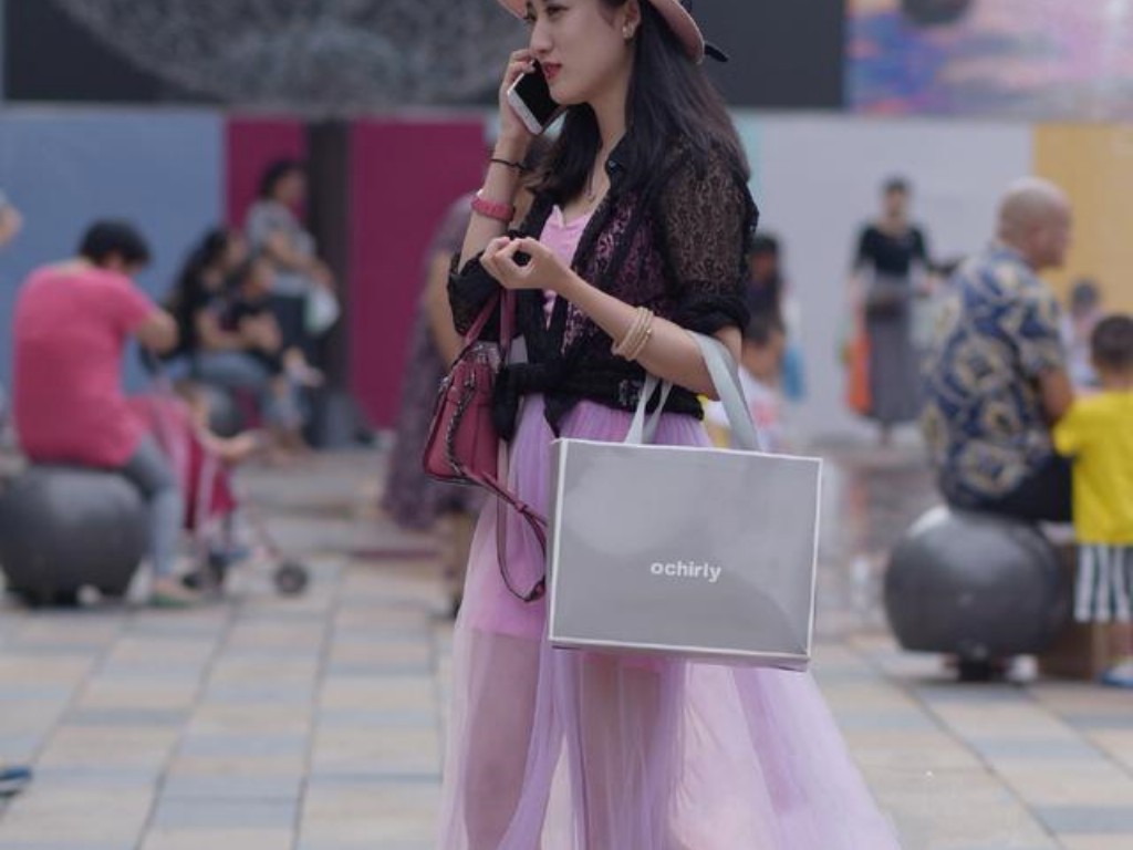 轩辕传奇手游挂机有什么用？(热血传奇手游什么东西值钱？)