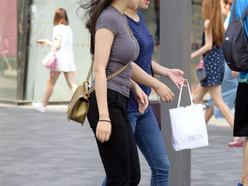 开设手游传奇sf需要多少钱？(单机传奇sf如何联网？)